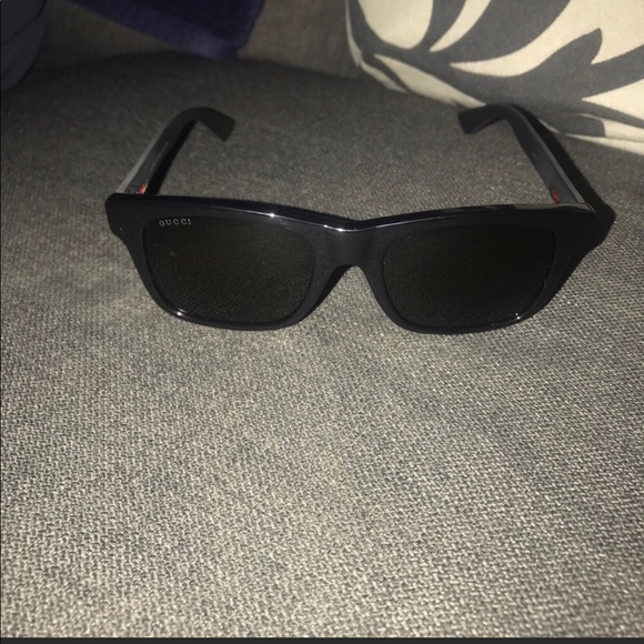 Men’s Gucci Sunglasses - Picture 1 of 3